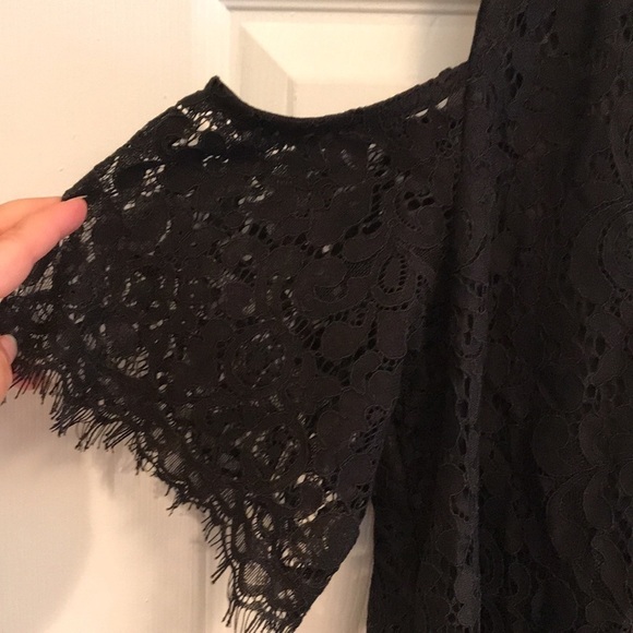 Isaac Mizrahi Live L pullover cold shoulder top - Picture 6 of 6